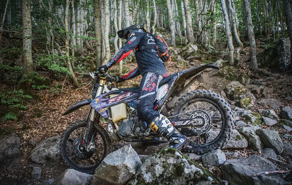 Enduro en sous-bois